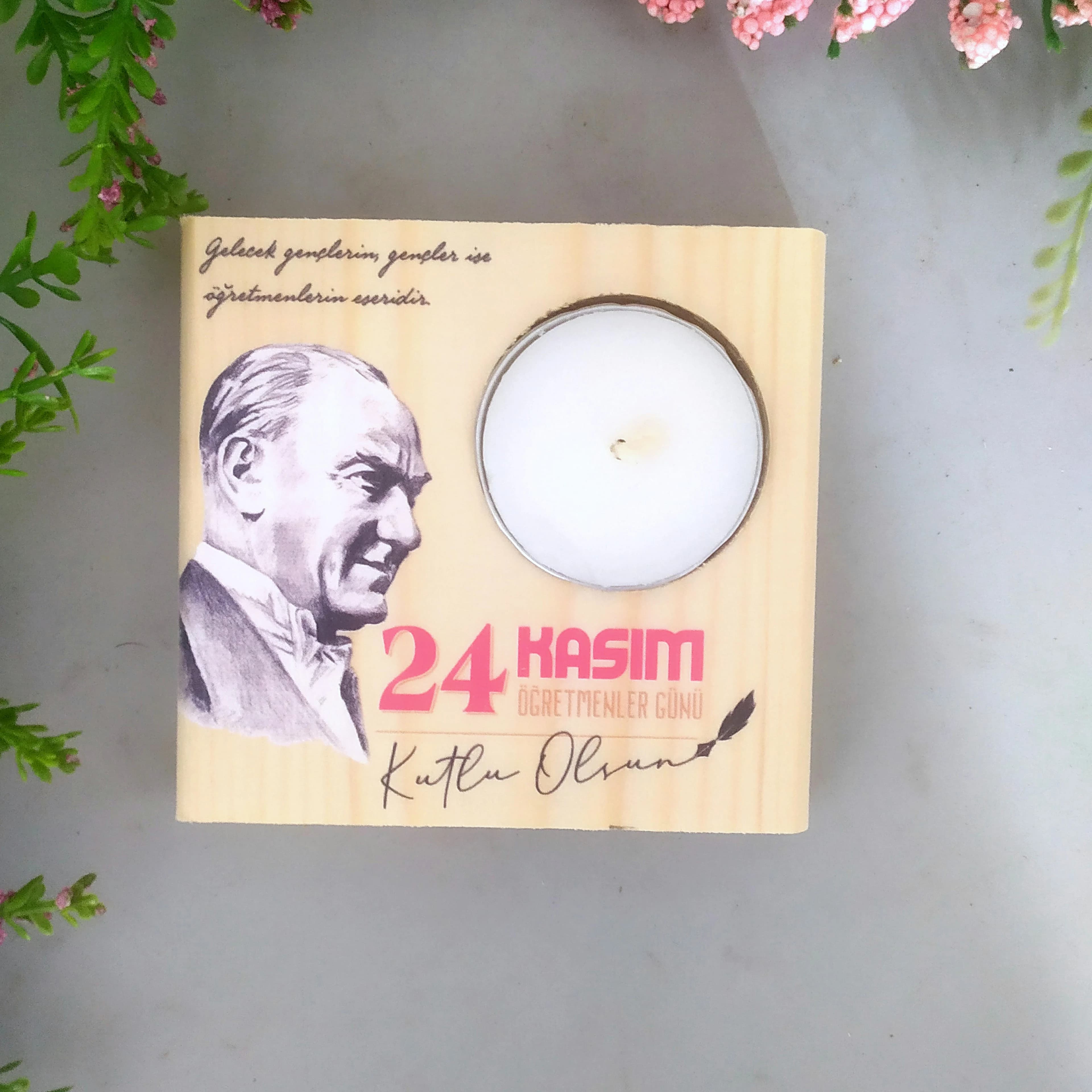 Öğretmenler Günü Hediyesi Ahşap Kare Mum