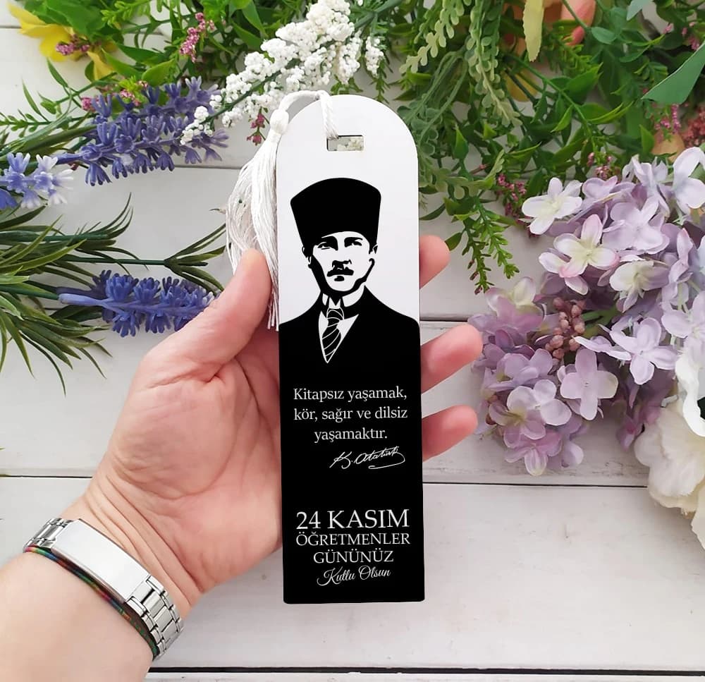 Öğretmenler Günü Ahşap Kitap Ayracı